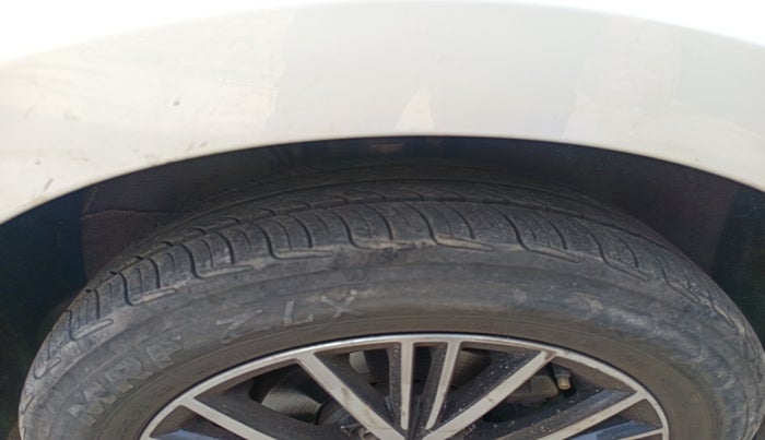 2020 Volkswagen Vento HIGHLINE 1.0L TSI, Petrol, Manual, 79,594 km, tyre