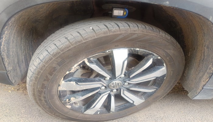 2020 MG HECTOR SHARP 2.0 DIESEL, Diesel, Manual, 52,948 km, tyre