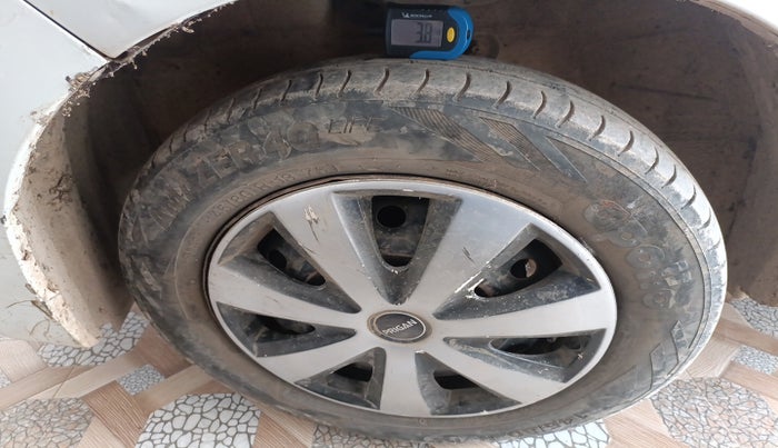 2011 Maruti A Star VXI, Petrol, Manual, 83,500 km, tyre