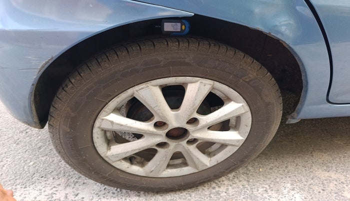2012 Tata Indica EV2 LX, Diesel, Manual, 1,30,000 km, tyre