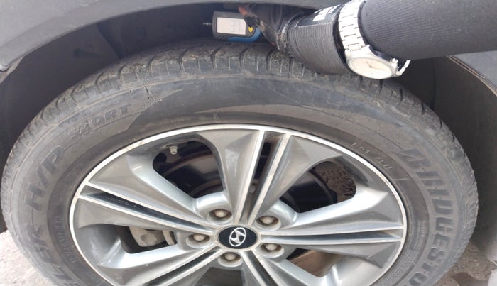 2017 Hyundai Creta SX PLUS AT 1.6 PETROL, Petrol, Automatic, 55,820 km, tyre