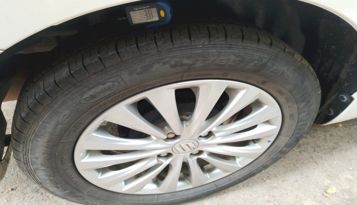 2022 Maruti Ciaz ZETA 1.5 SHVS MT PETROL, Petrol, Manual, 15,469 km, tyre