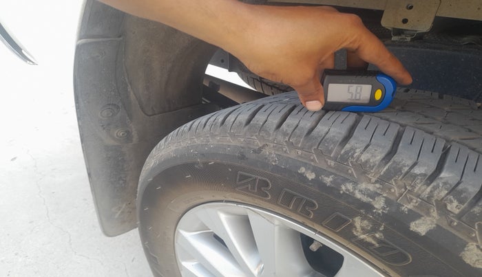 2023 Toyota HILUX HIGH 4X4 AT, Diesel, Automatic, 24,339 km, tyre