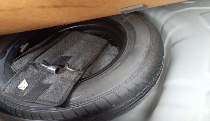 2021 KIA SONET HTX 1.0 IMT, Petrol, Manual, 12,060 km, tyre