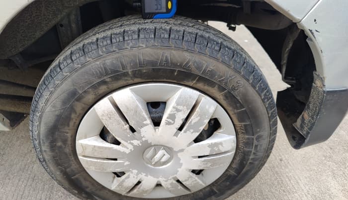 2019 Maruti Alto LXI CNG, Petrol, Manual, 73,345 km, tyre