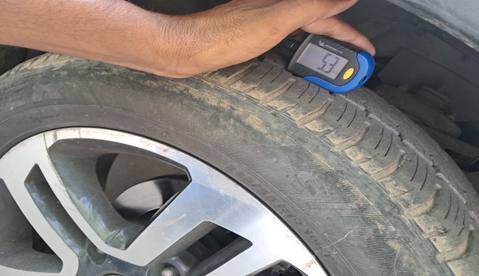 2018 Tata Hexa XTA 4X2 6 STR, Diesel, Automatic, 1,27,333 km, tyre