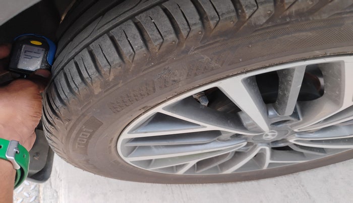 2021 Hyundai Tucson GL (O) 2WD AT, Diesel, Automatic, 1,10,900 km, tyre