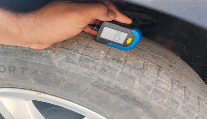 2013 Audi Q7 3.0 TDI QUATTRO, Diesel, Automatic, 11,00,000 km, tyre