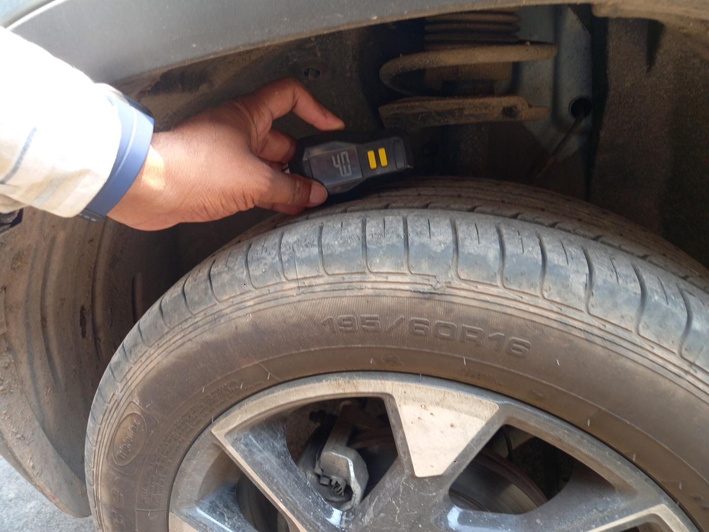 2023 Tata PUNCH ACCOMPLISHED DAZZLE PACK MT, Petrol, Manual, 33,000 km, tyre