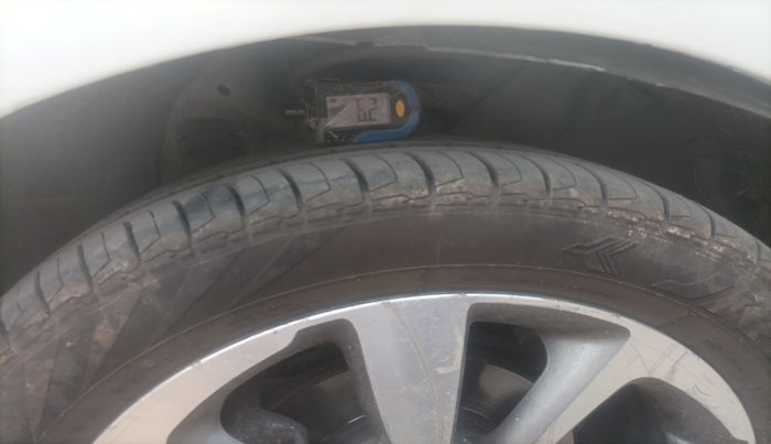 2015 Hyundai Elite i20 ASTA 1.4 CRDI, Diesel, Manual, 85,941 km, tyre