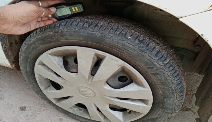 2010 Maruti Wagon R 1.0 VXI, Petrol, Manual, 60,400 km, tyre