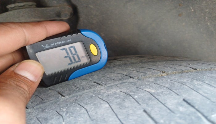 2017 Hyundai Creta E PLUS 1.4 DIESEL, Diesel, Manual, 2,11,251 km, tyre