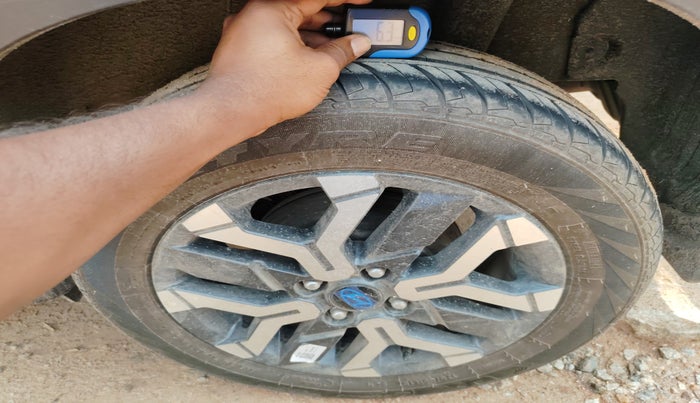 2024 Hyundai EXTER SX(O) CONNECT 1.2 AMT, Petrol, Automatic, 2,020 km, tyre