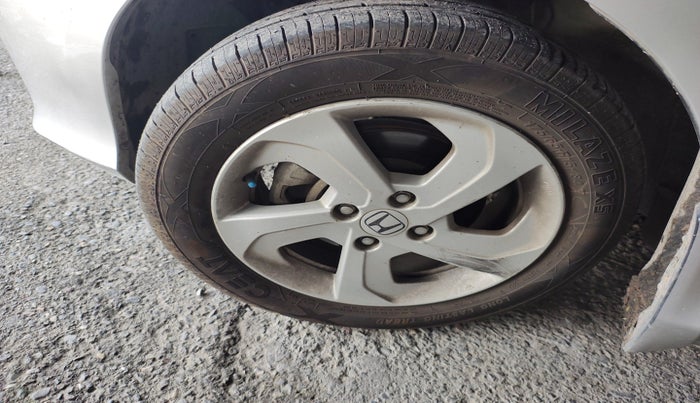 2015 Honda City 1.5L I-VTEC V MT, Petrol, Manual, 69,635 km, tyre
