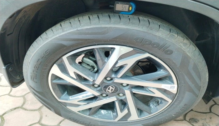 2024 Hyundai Creta SX (O) 1.5 DIESEL AT, Diesel, Automatic, 13,492 km, tyre
