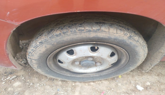 2010 Maruti Zen Estilo LXI, Petrol, Manual, 57,429 km, tyre