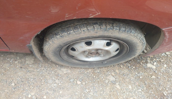 2010 Maruti Zen Estilo LXI, Petrol, Manual, 57,429 km, tyre