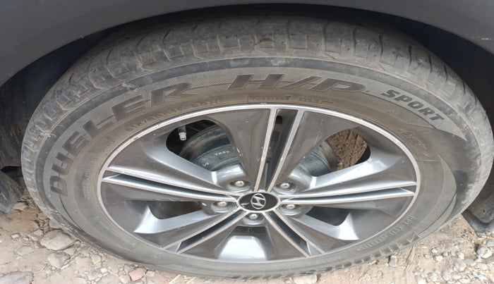2017 Hyundai Creta SX PLUS AT 1.6 DIESEL, Diesel, Automatic, 88,400 km, tyre