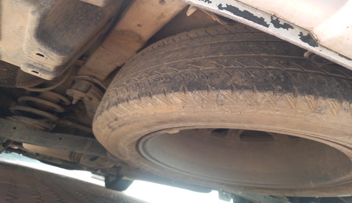 2014 Hyundai Santa Fe 4 WD AT, Diesel, Automatic, 1,37,294 km, tyre