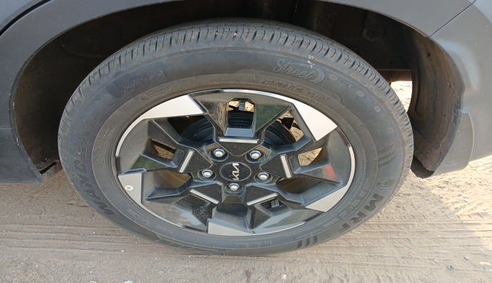 2024 KIA SONET Gravity 1.2 Petrol MT, Petrol, Manual, 12,603 km, tyre