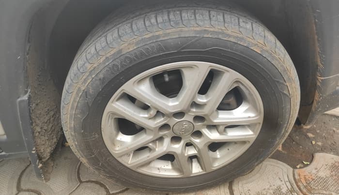 2018 Jeep Compass LIMITED 2.0 DIESEL, Diesel, Manual, 1,23,267 km, tyre