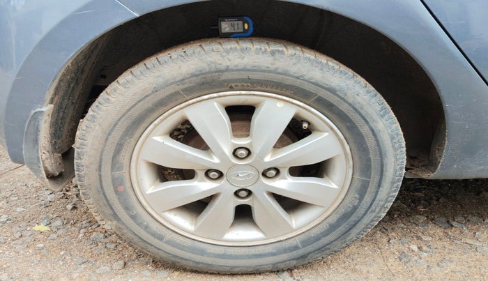 2013 Hyundai i20 SPORTZ 1.2, Petrol, Manual, 1,47,473 km, tyre