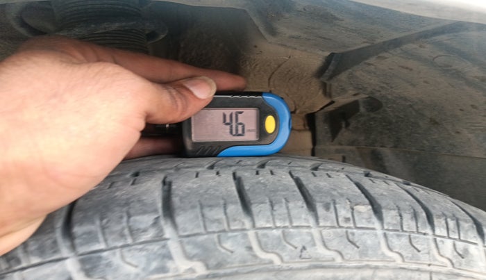 2014 Maruti Swift VDI, Diesel, Manual, 1,27,346 km, tyre