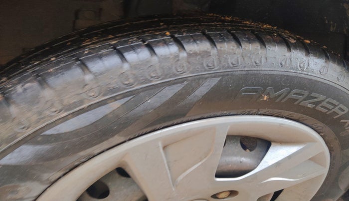 2019 Renault Kwid RXT 1.0, Petrol, Manual, 23,992 km, tyre