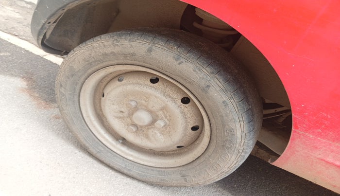 2012 Tata Nano STD, Petrol, Manual, 56,637 km, tyre