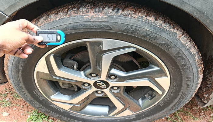 2018 Hyundai Creta SX AT 1.6 PETROL, Petrol, Automatic, 1,15,449 km, tyre