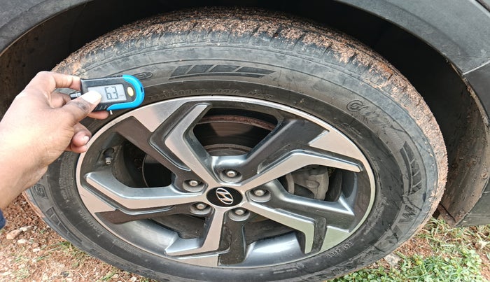 2018 Hyundai Creta SX AT 1.6 PETROL, Petrol, Automatic, 1,15,449 km, tyre