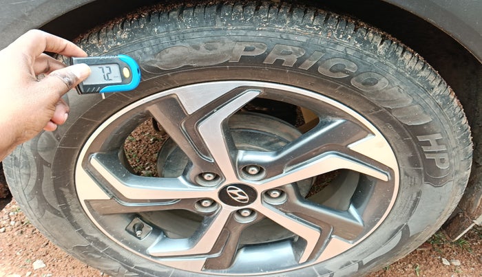 2018 Hyundai Creta SX AT 1.6 PETROL, Petrol, Automatic, 1,15,449 km, tyre