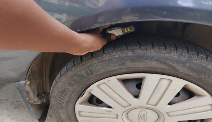 2010 Ford Figo ZXI 1.2 PETROL, Petrol, Manual, 41,178 km, tyre