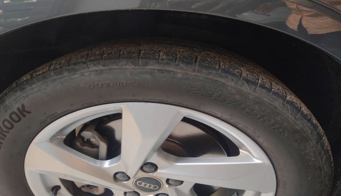 2023 Audi Q3 40 TFSI Technology, Petrol, Automatic, 30,070 km, tyre