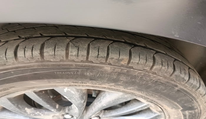 2017 Maruti S Cross ZETA 1.3, Diesel, Manual, 1,77,848 km, tyre