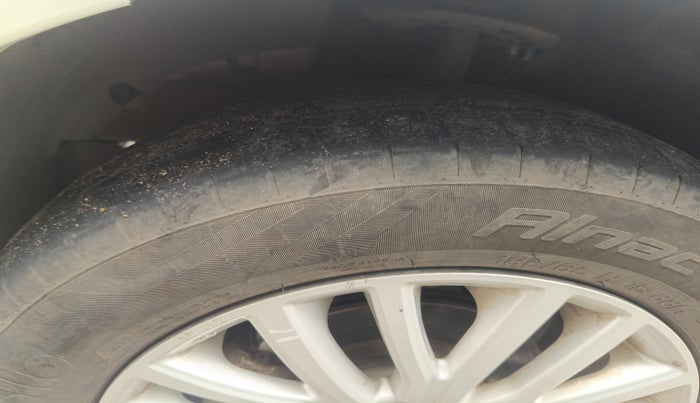 2023 Maruti Dzire ZXI, Petrol, Manual, 64,637 km, tyre