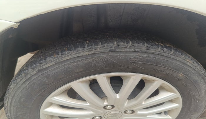 2023 Maruti Dzire ZXI, Petrol, Manual, 64,637 km, tyre