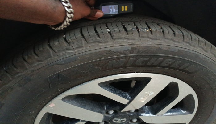 2023 Tata Harrier XZA PLUS O DUAL TONE, Diesel, Automatic, 17,428 km, tyre