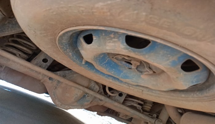 2013 Ssangyong Rexton RX7, Diesel, Automatic, 1,20,296 km, tyre