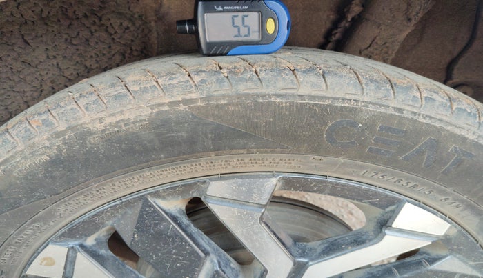 2023 Hyundai EXTER SX (O) CONNECT, Petrol, Manual, 23,668 km, tyre