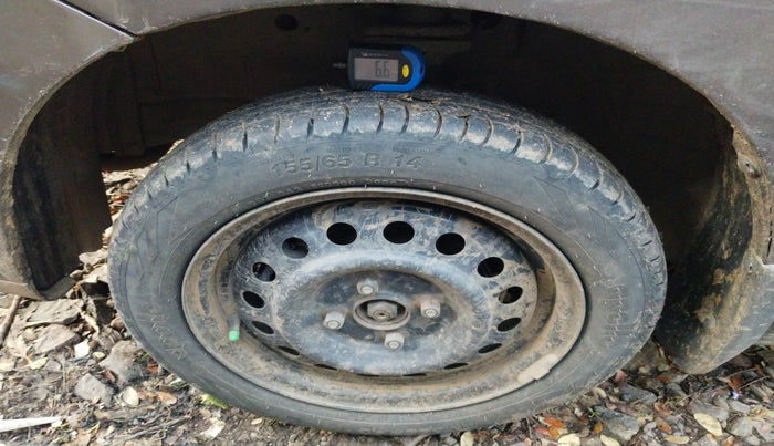 2012 Maruti Wagon R 1.0 VXI, Petrol, Manual, 1,21,000 km, tyre