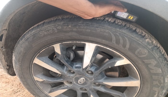 2019 Mahindra XUV500 W11, Diesel, Manual, 1,10,489 km, tyre