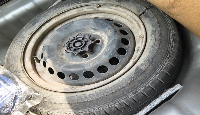 2015 Hyundai Grand i10 SPORTZ 1.2 KAPPA VTVT, Petrol, Manual, 21,038 km, tyre