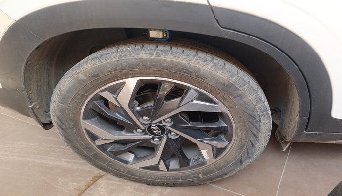 2021 Hyundai Creta SX 1.5 PETROL, Petrol, Manual, 46,499 km, tyre