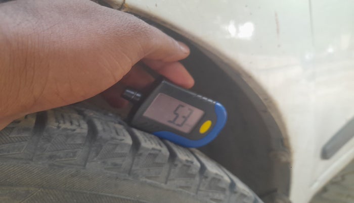 2016 Hyundai Grand i10 MAGNA 1.2 KAPPA VTVT, Petrol, Manual, 1,34,562 km, tyre