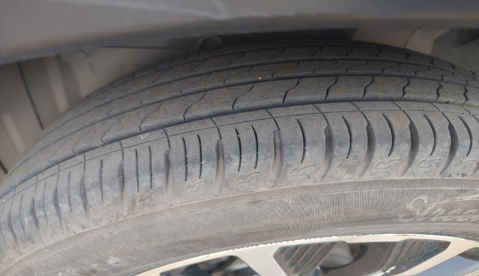 2021 Toyota URBAN CRUISER PREMIUM GRADE AT, Petrol, Automatic, 68,042 km, tyre