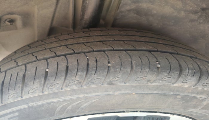 2021 Toyota URBAN CRUISER PREMIUM GRADE AT, Petrol, Automatic, 68,042 km, tyre