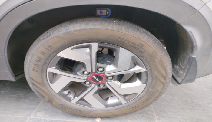 2022 KIA SONET GTX PLUS 1.5 AT, Diesel, Automatic, 43,690 km, tyre