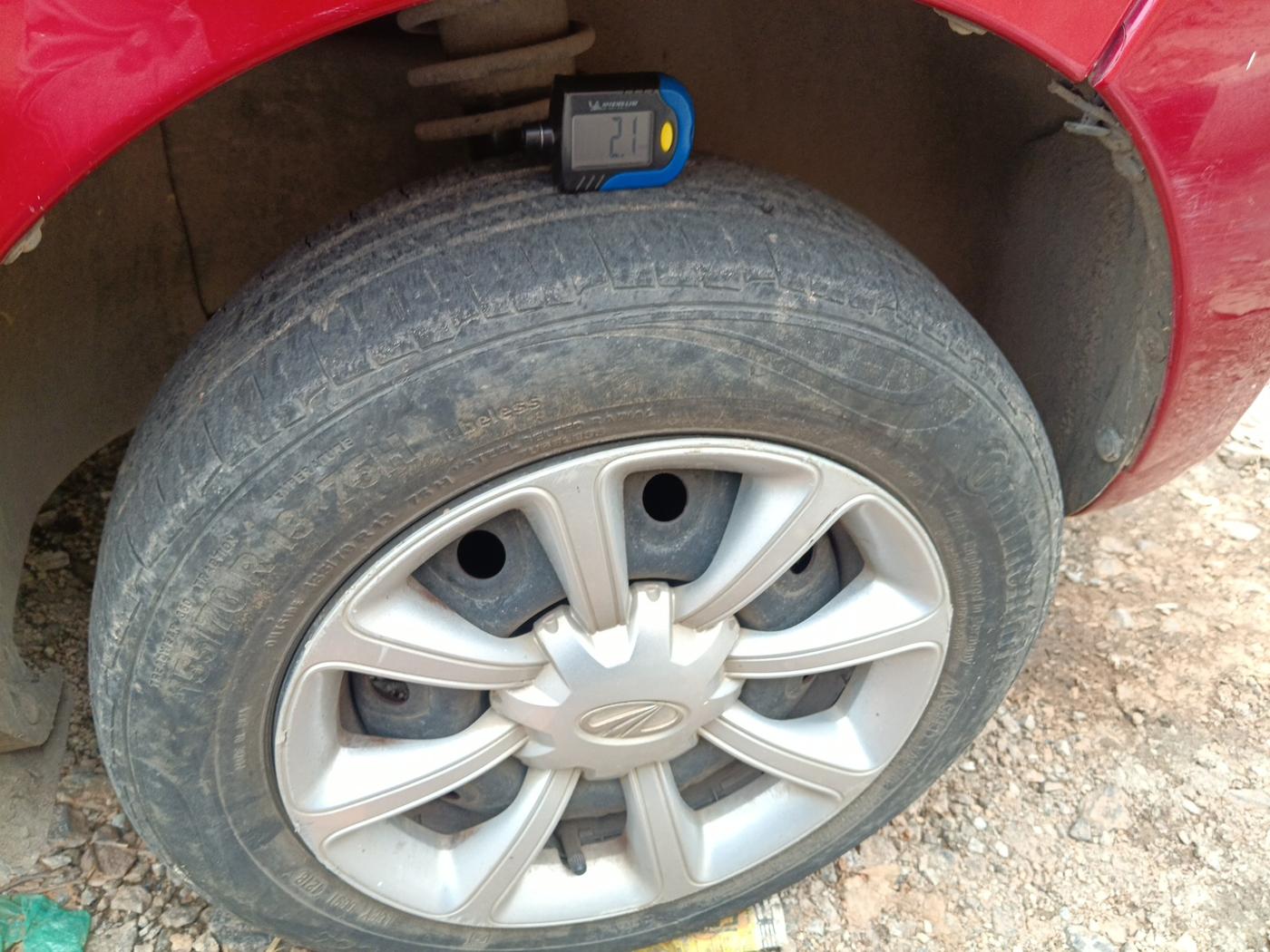 2013 Mahindra E2O T2, Electric, Automatic, 73,344 km, tyre