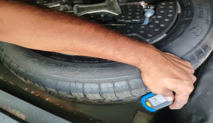 2018 Maruti S Cross ZETA 1.3, Diesel, Manual, 78,700 km, tyre